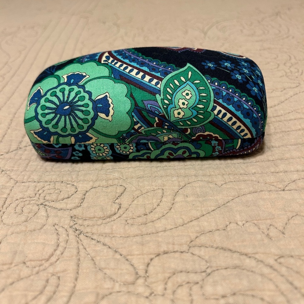 Vera Bradley Clamshell Hard  Glasses Case